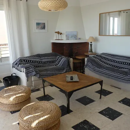 Lägenhet T3, Front De Mer, 4 Couchages, *