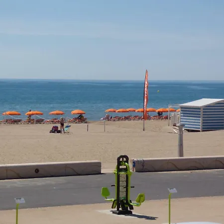 T3, Front De Mer, 4 Couchages, Narbonne-Plage